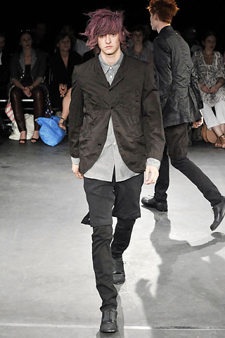 Comme des Garcons / - 2009